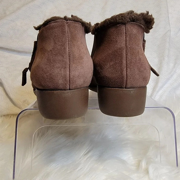 COLE Haan Callie Women's Size 10.5 B Waterproof Brown Suede Ankle Booties Shoes - Picture 8 of 15